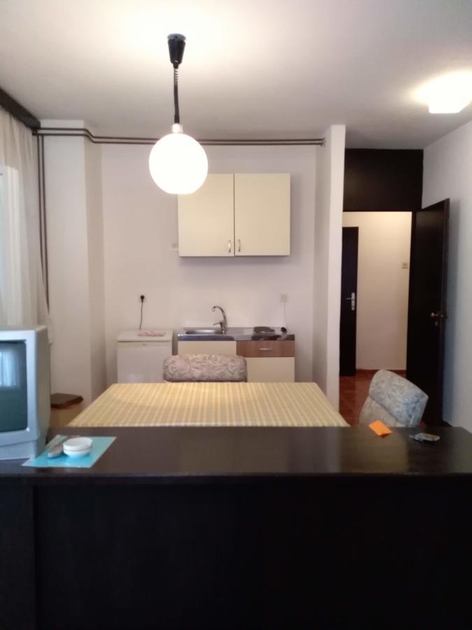 Apartments And Rooms Haludovo - Ribarsko Selo Malinska Ngoại thất bức ảnh